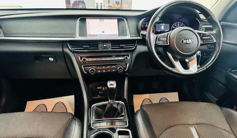 
								Kia Optima 2019 178,357 km full									