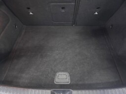 
										Mercedes-Benz GLA 59,550 km) full									