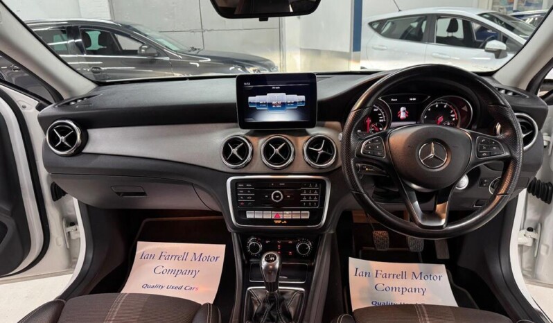 
								Mercedes-Benz GLA 59,550 km) full									
