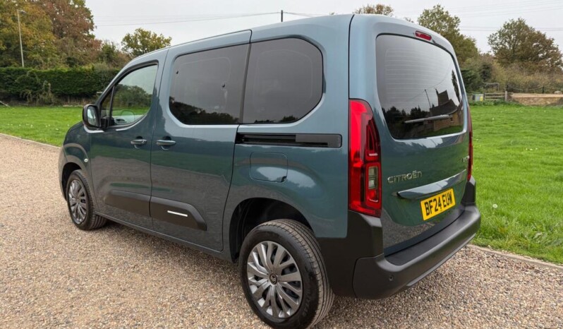 
								Citroen Berlingo 2024 full									