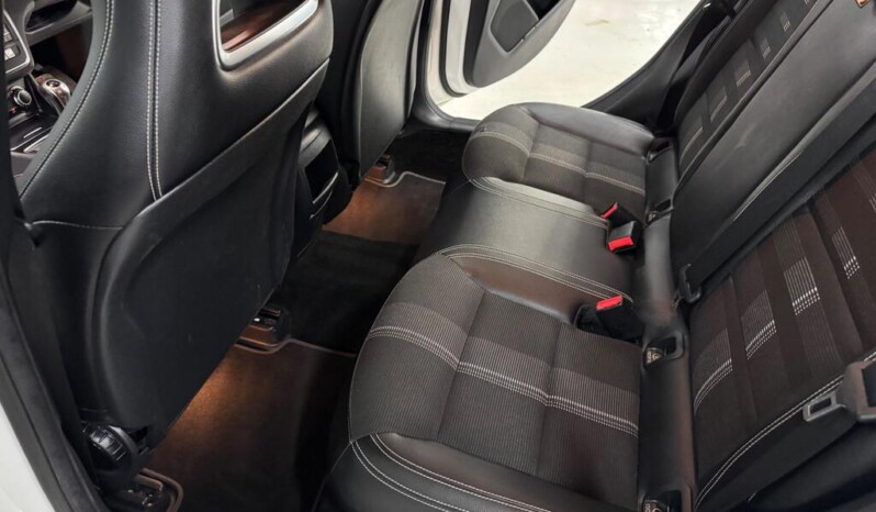
								Mercedes-Benz GLA 59,550 km) full									