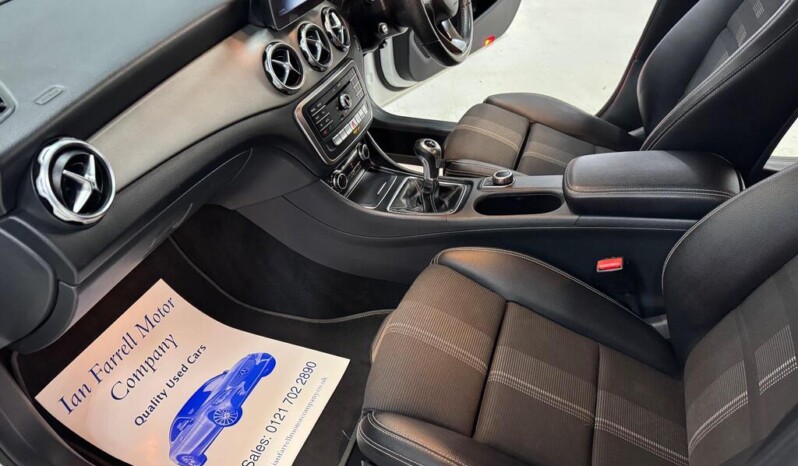 
								Mercedes-Benz GLA 59,550 km) full									