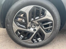 
										Citroen C4: 2023 40,233 km) full									