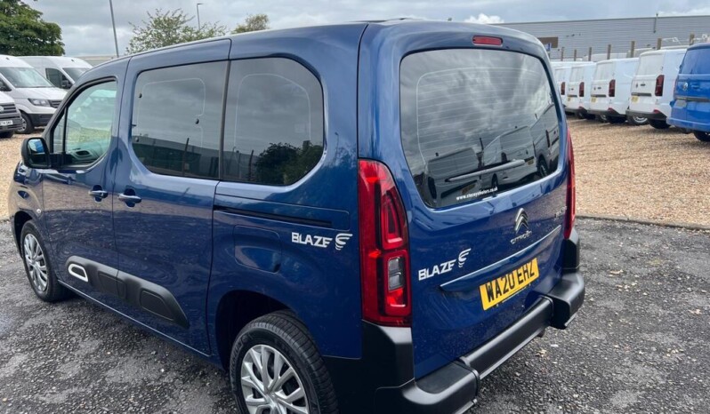 
								Citroen Berlingo 2020 10,992 km) full									