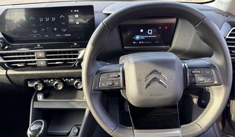 
								Citroën C4: 2024 9,787 km full									