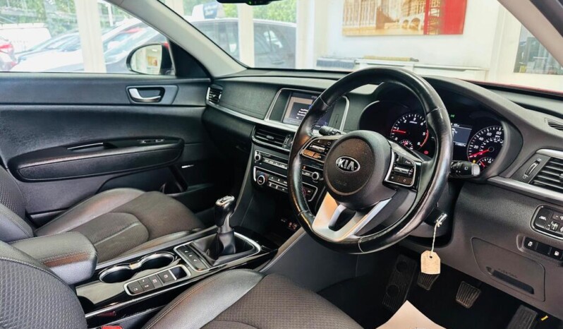 
								Kia Optima 2019 178,357 km full									