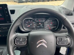 
										Citroen Berlingo 2020 10,992 km) full									