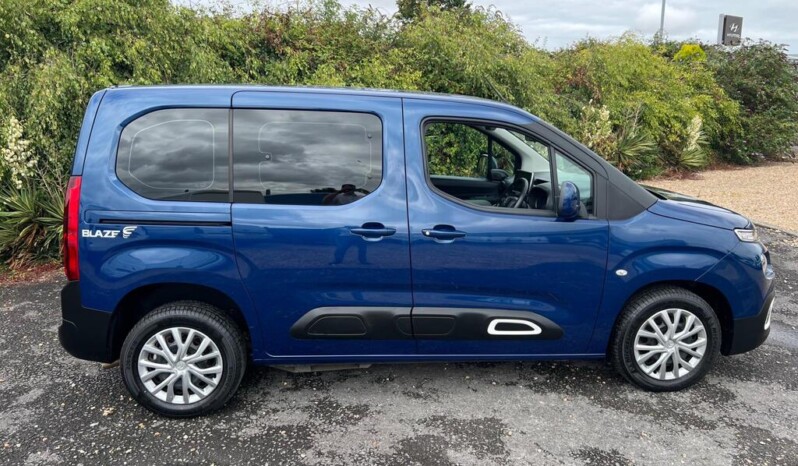 
								Citroen Berlingo 2020 10,992 km) full									