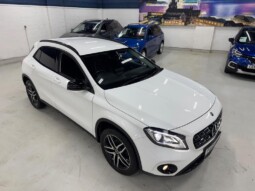
										Mercedes-Benz GLA 59,550 km) full									