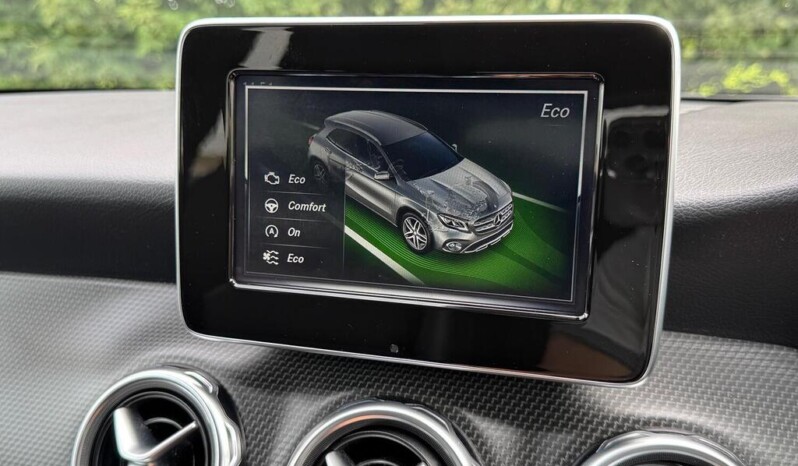 
								Mercedes-Benz GLA 2019 71,900 km) full									