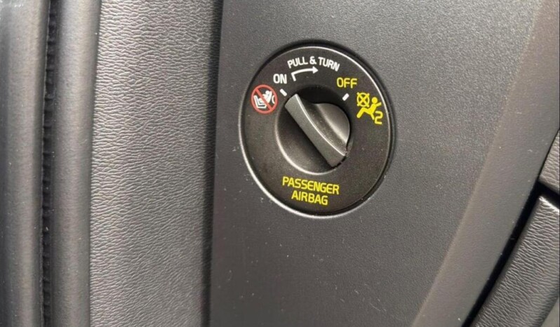 
								Volvo XC40 2019 104,607 km. full									