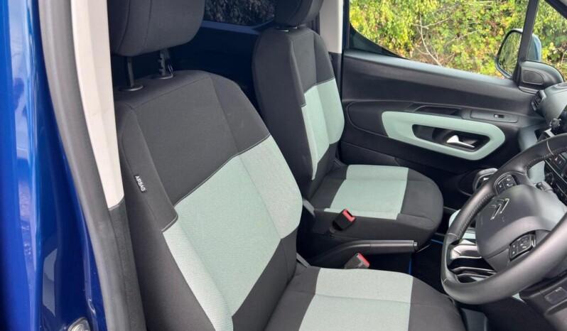 
								Citroen Berlingo 2020 10,992 km) full									