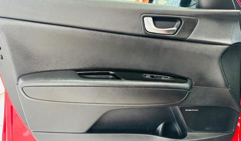
								Kia Optima 2019 178,357 km full									