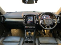 
										Volvo XC40 2019 120,880 km full									