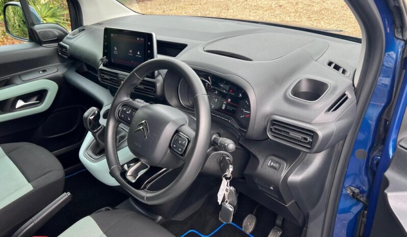 
								Citroen Berlingo 2020 10,992 km) full									