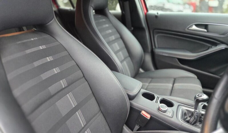 
								The Mercedes-Benz GLA 2019 22,075 km. full									