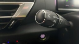 
										Citroen C4: 2022 (64,826 km) full									