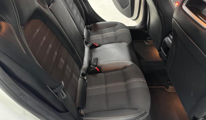
								Mercedes-Benz GLA 59,550 km) full									