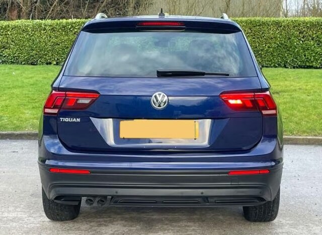 
								VOLKSWAGEN TIGUAN full									